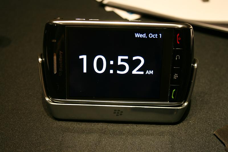 Illustration for article titled BlackBerry Storm First Hands On